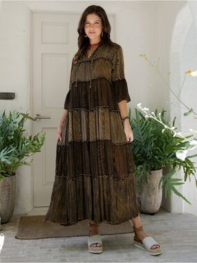 Young Threads Timeless Boho Dress NWT Medium